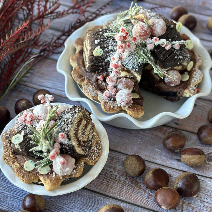 Buche De Noel Chestnut Chocolate Pie (V)